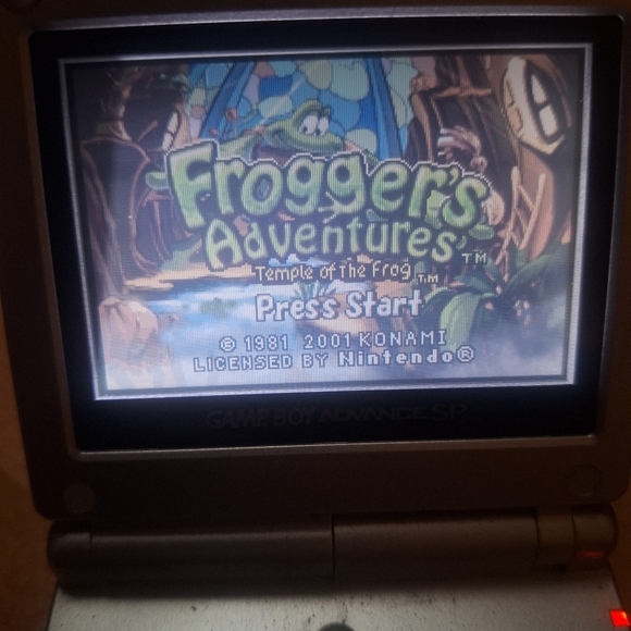 Nintendo Gameboy Advance SP In Silver BUNDLE see description - Picture 8 of 11